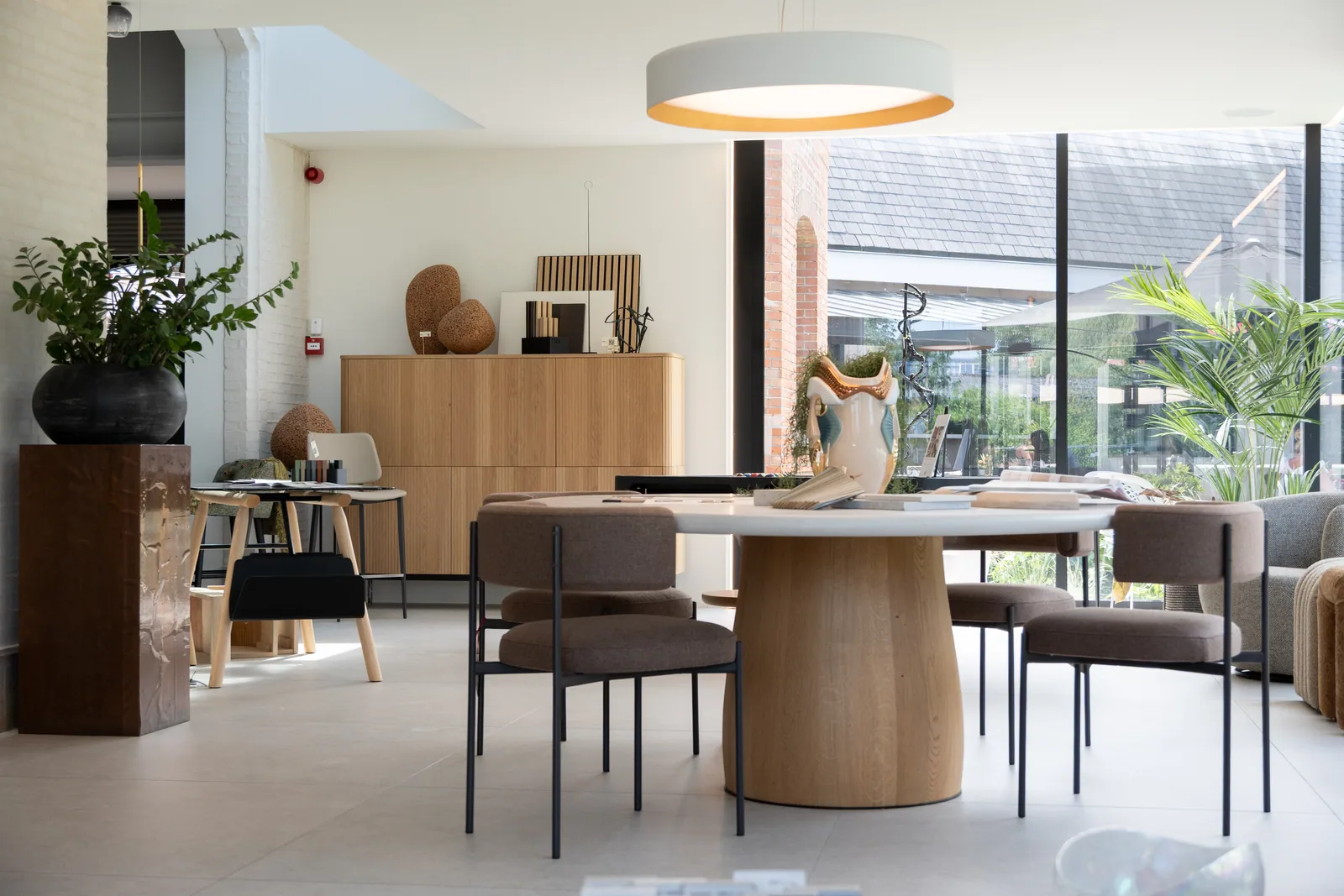 De showroom van Wonen Met Idee op het gelijkvloers van Het Huis